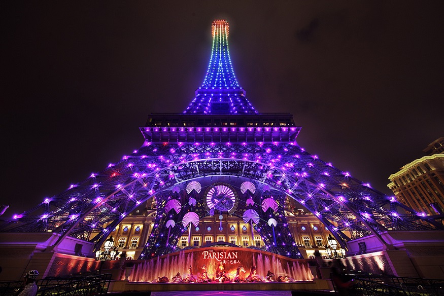 Parisian CNY Grand Illumination Show